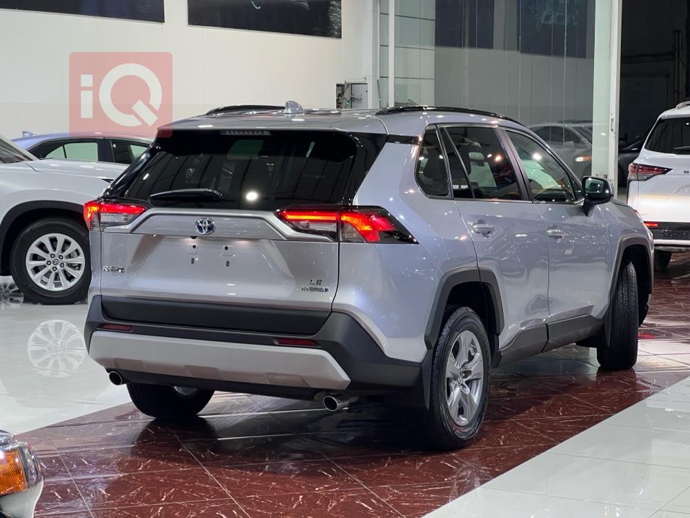 تويوتا راف 4